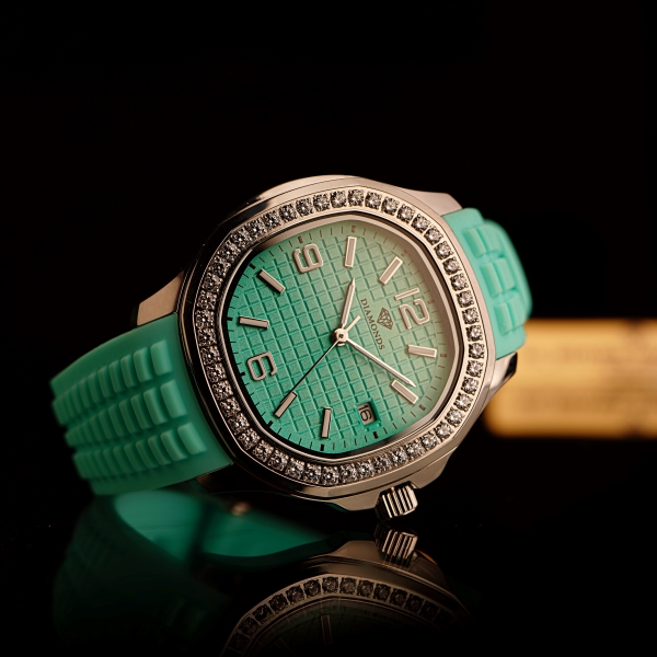 Women's Aqua Dial